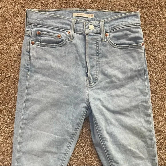 Levi’s Wedgie Jeans - Picture 4 of 5